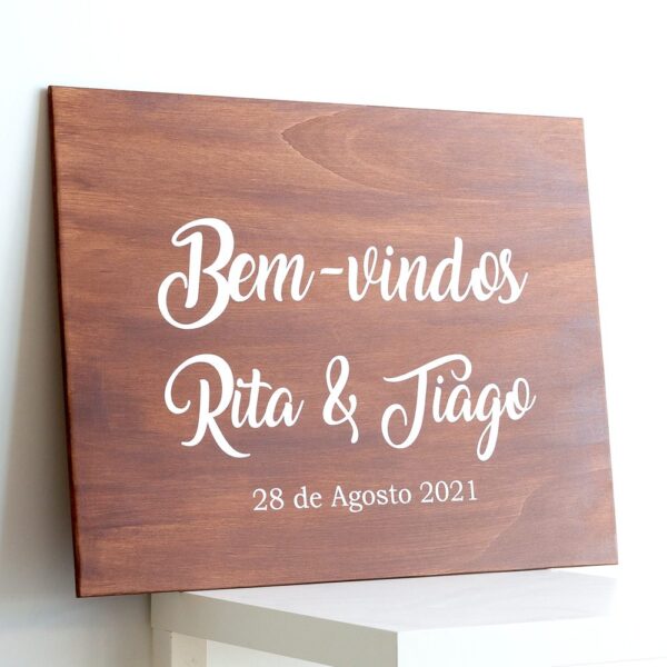 Placa boas-vindas em Madeira